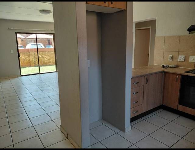 2 BEDROOM PROPERTY TO RENT IN DALPARK